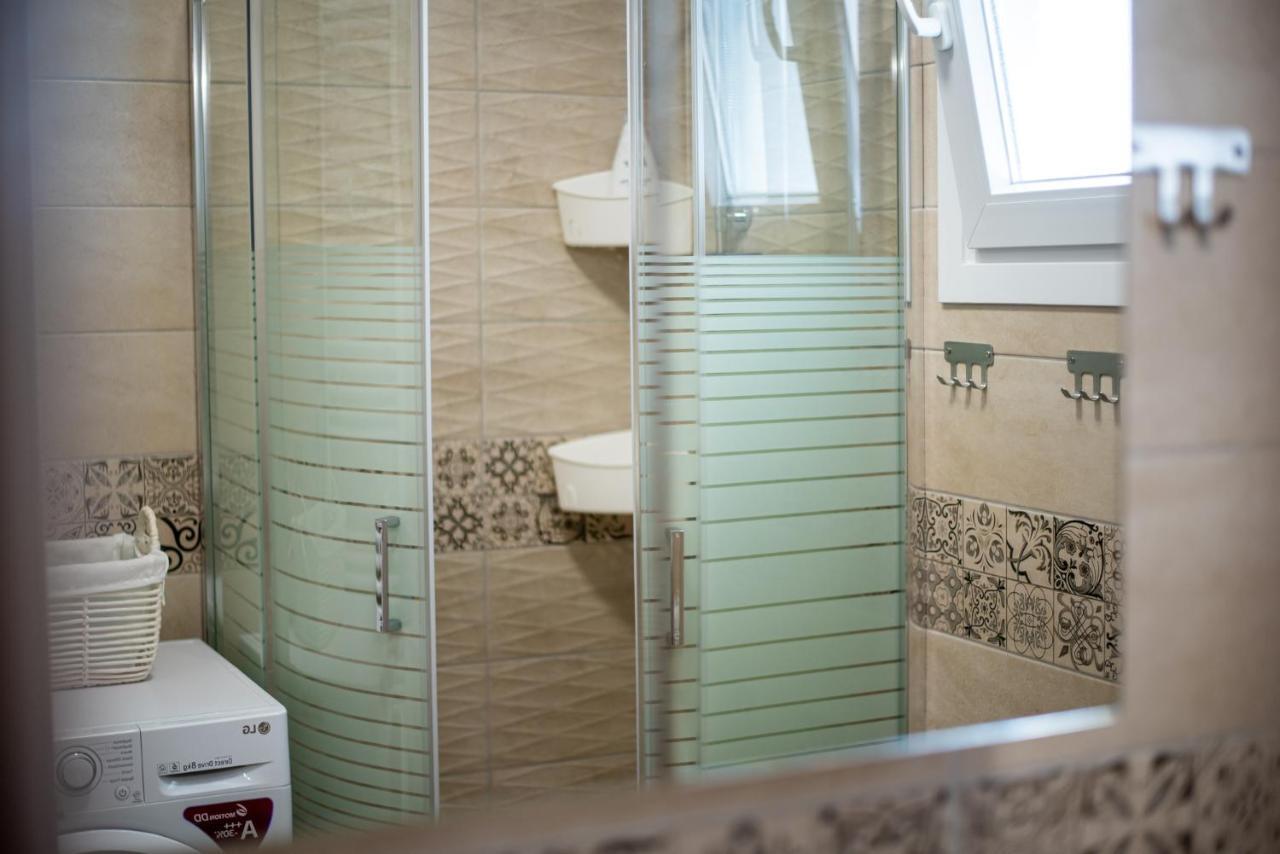 Villa Serafima Никити Екстериор снимка